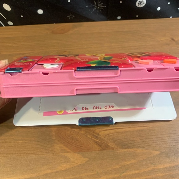 Disney’s Tinker Bell Hard Pencil Case - Picture 12 of 13